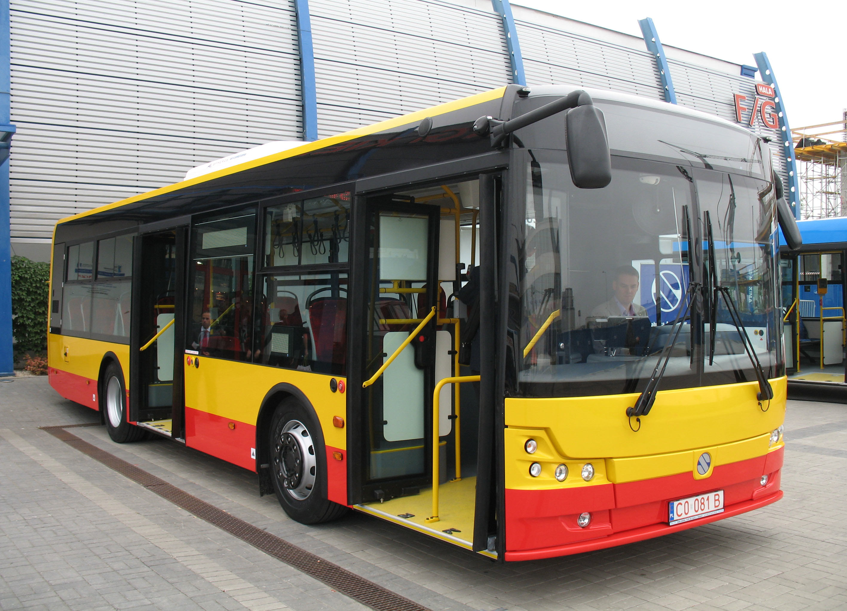 2014.04 Autobus Warszawa