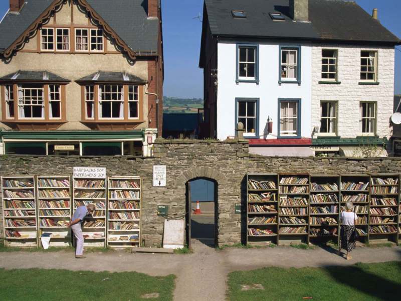 Honesty Bookshop, źródło: independent.co.uk
