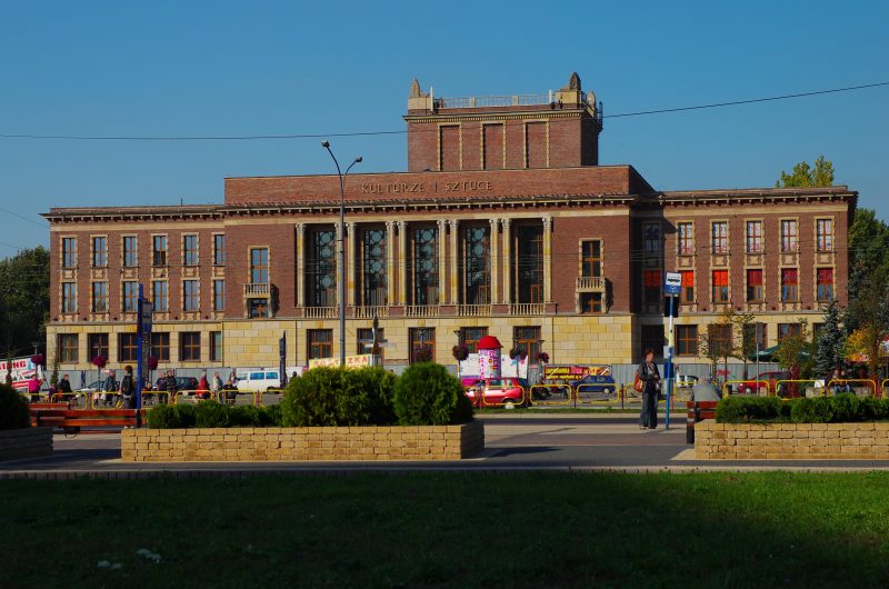 Budynek Pałacu Kultury Zagłębia