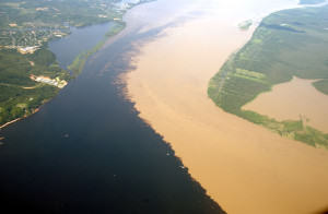 Rio Negro łączy się z Amazonką