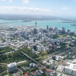 Auckland, źródło: http://en.wikipedia.org/wiki/Auckland_CBD#mediaviewer/File:Aerial_view_of_Auckland.jpg
